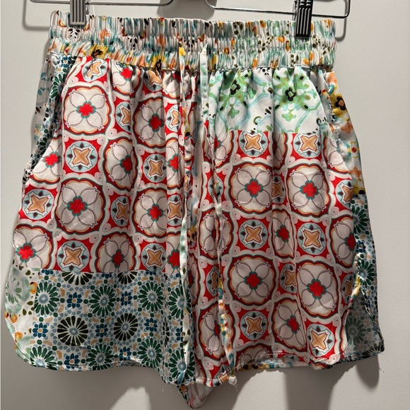 Zara Shorts - Picture 2 of 5